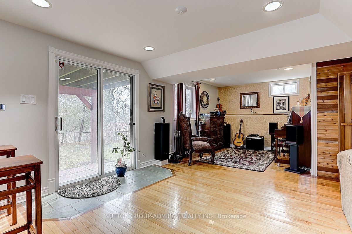 40 Red Rock Drive