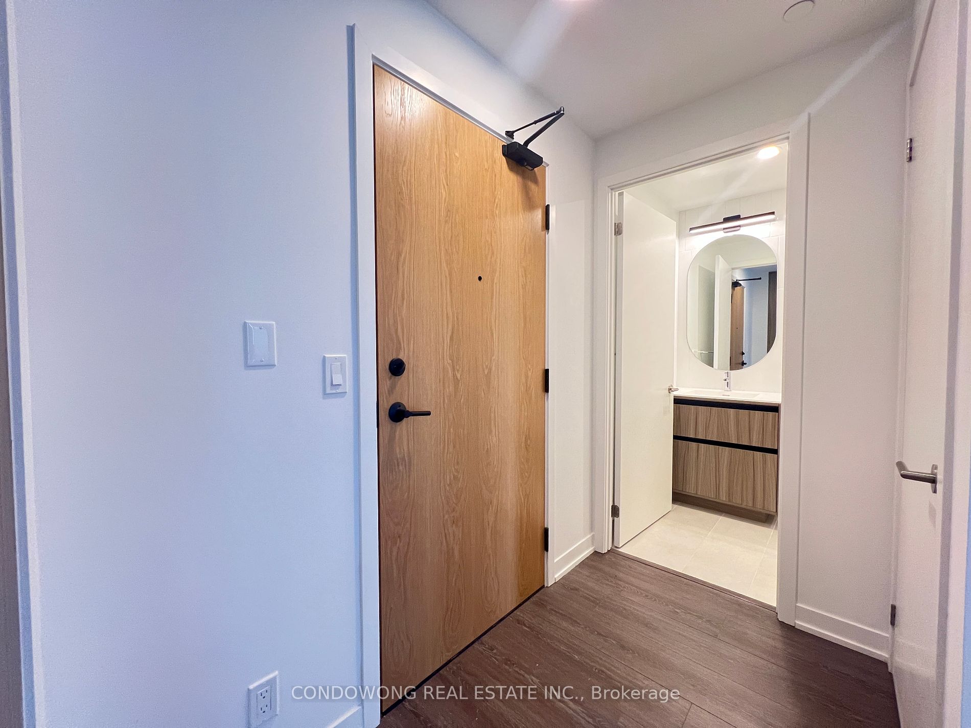 7950 Bathurst Street #518