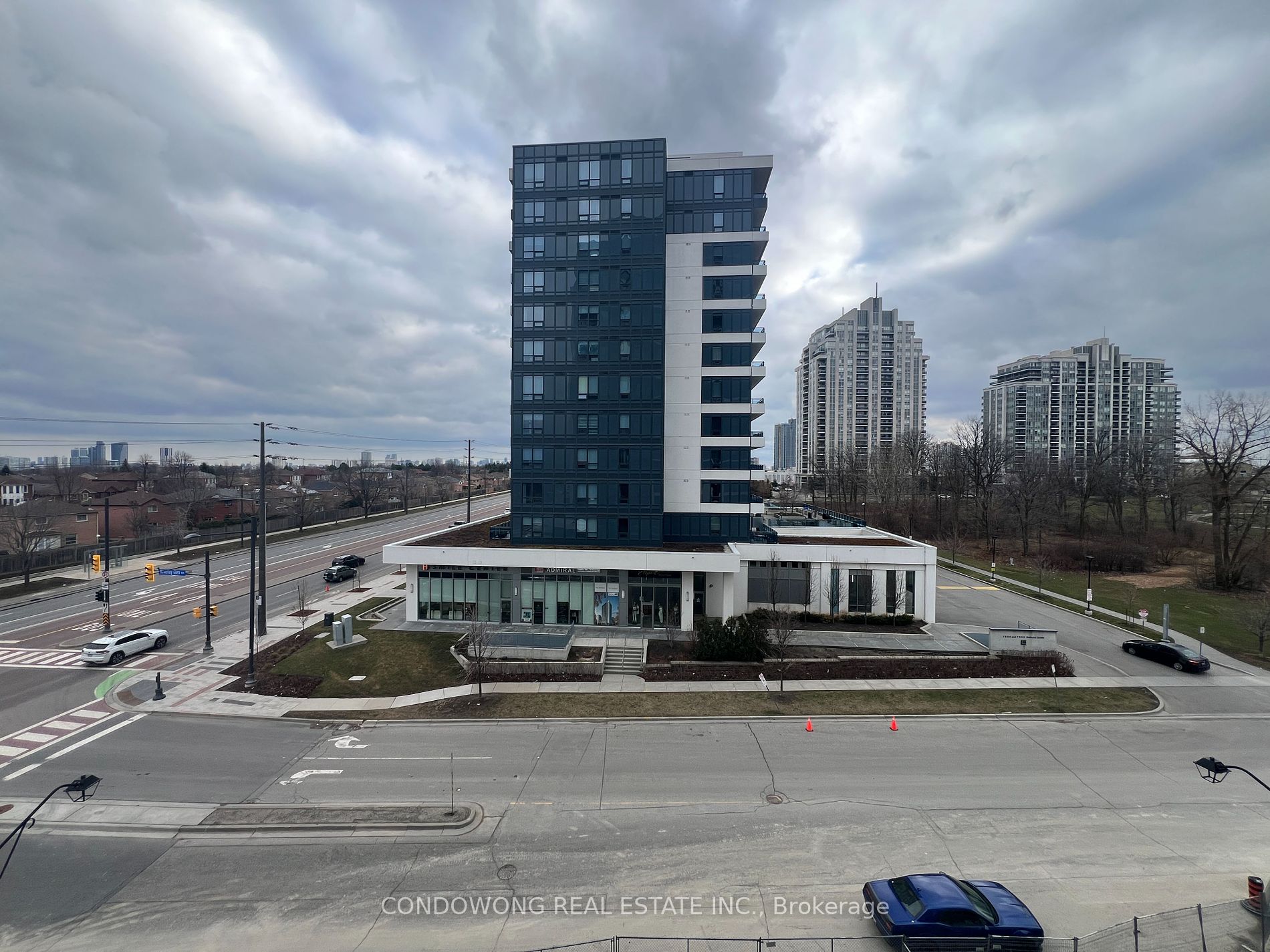 7950 Bathurst Street #518