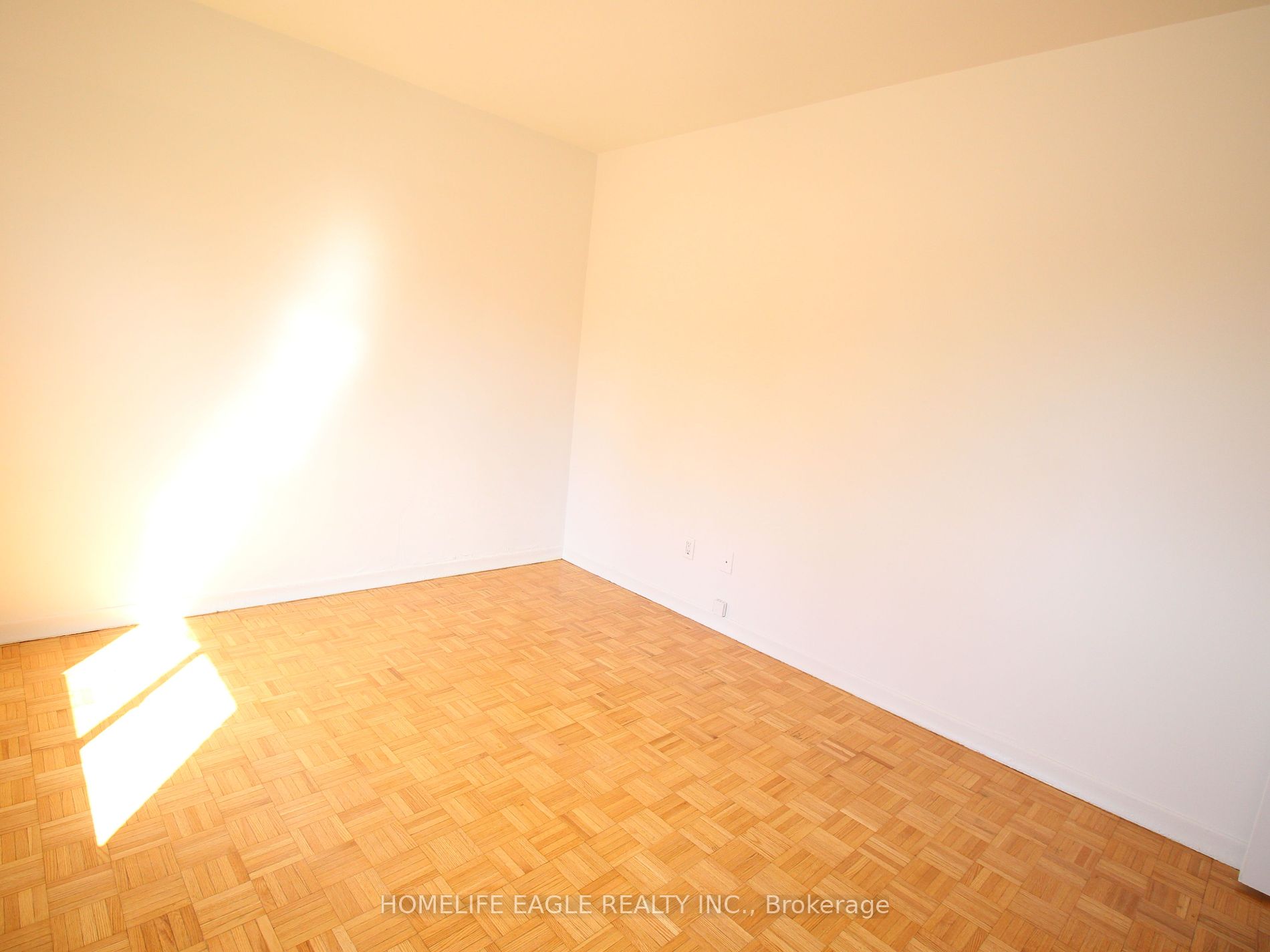 165 Colborne Avenue, #202