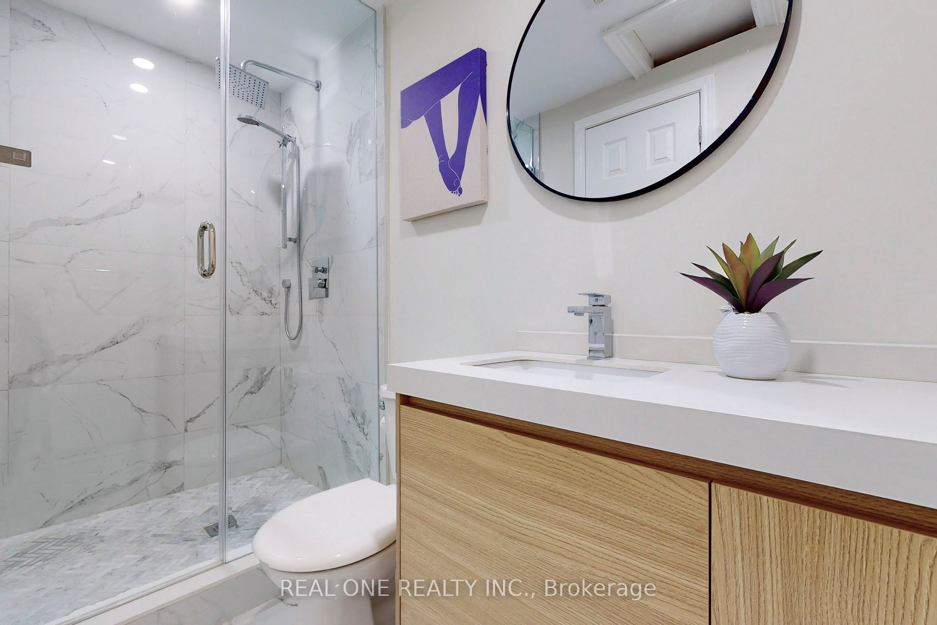 76 Cottsmore Cres