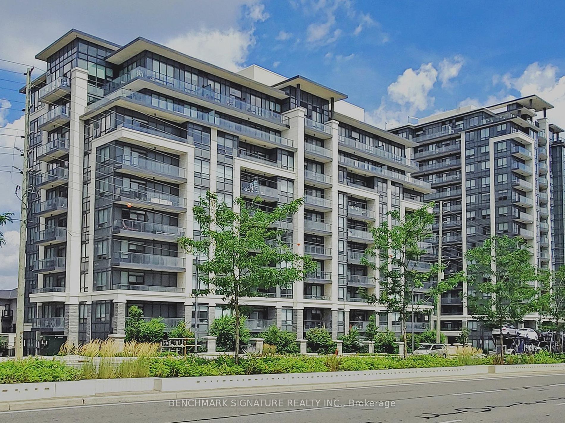 396 Highway 7 E, #812