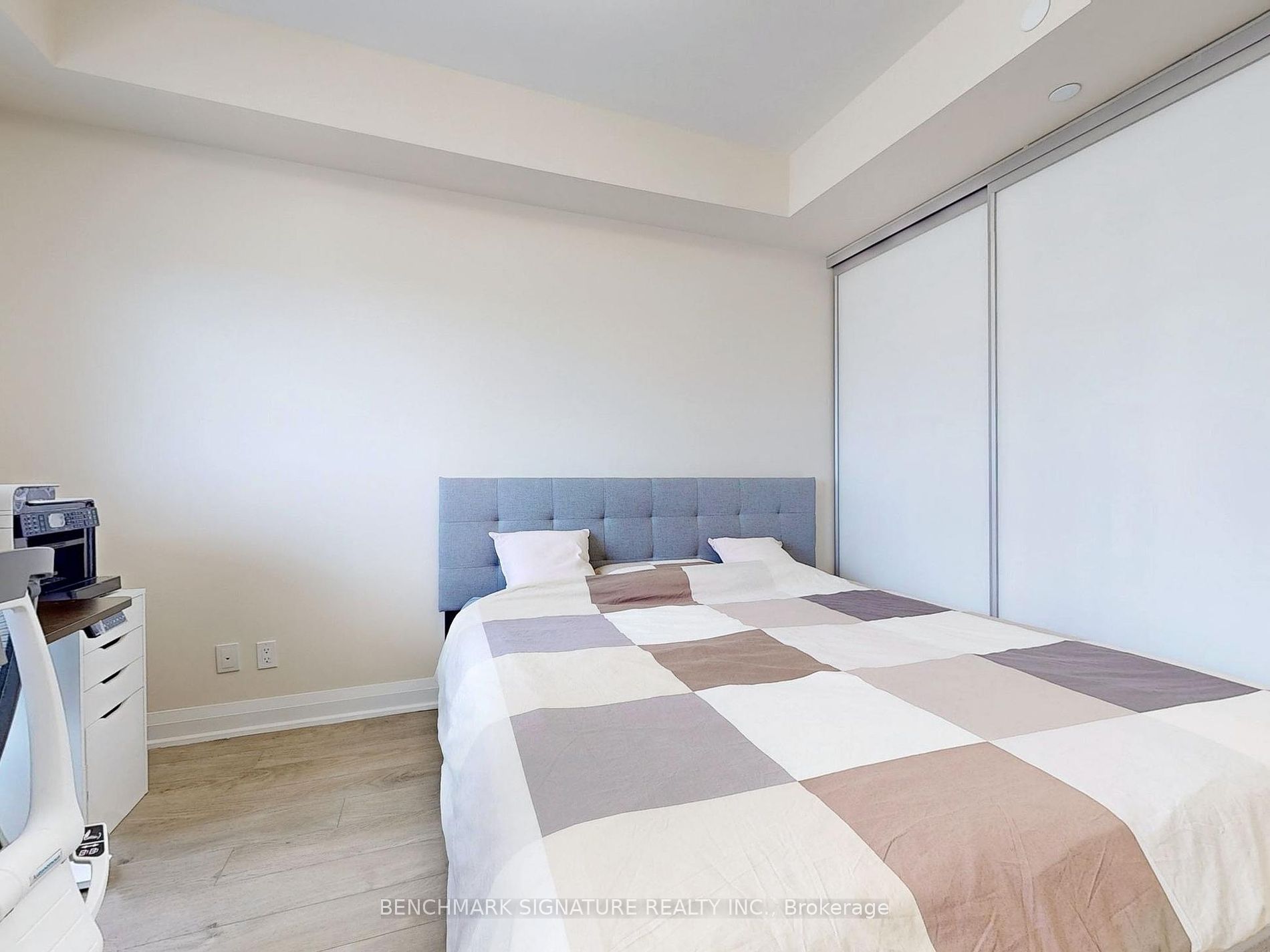 396 Highway 7 E, #812