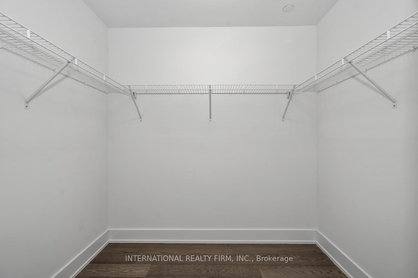 1 Hartman Avenue, #5