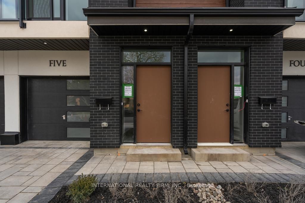 1 Hartman Avenue, #5