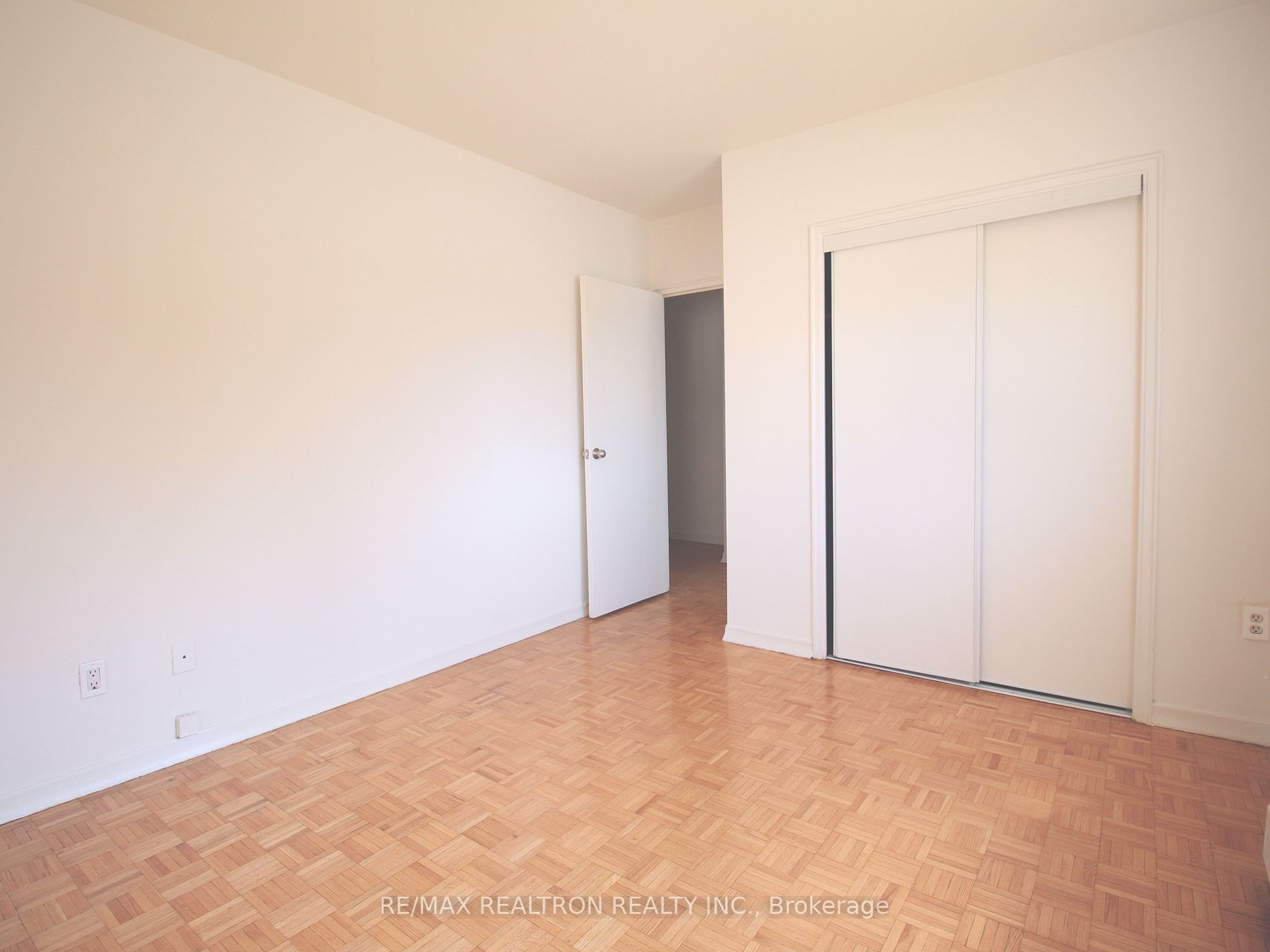 165 Colborne Avenue, #202