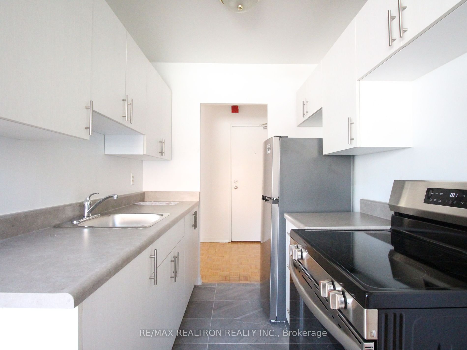 165 Colborne Avenue, #202