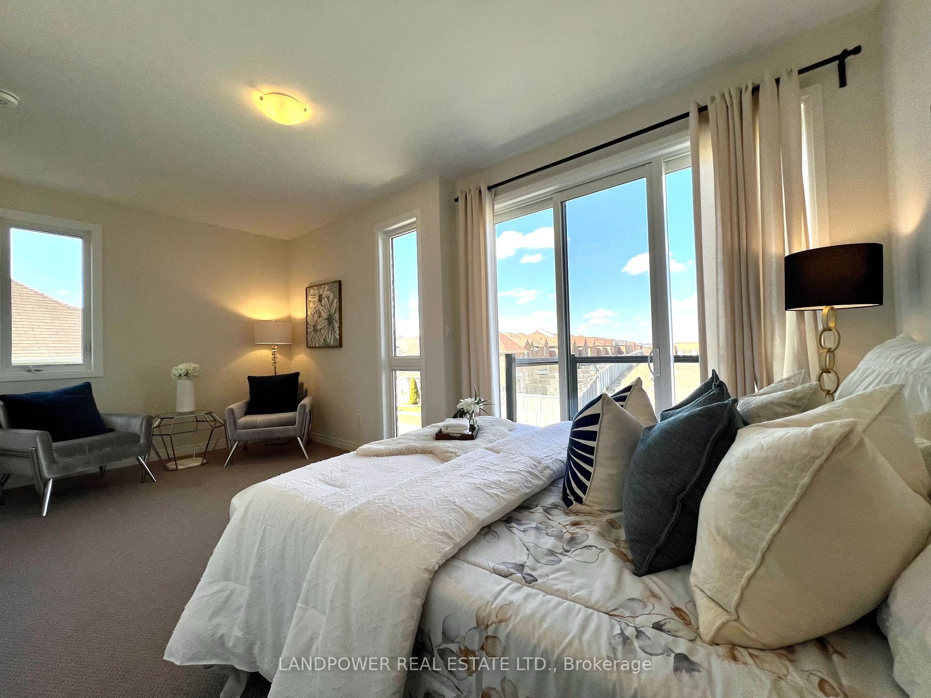 1655 Bur Oak Avenue #14
