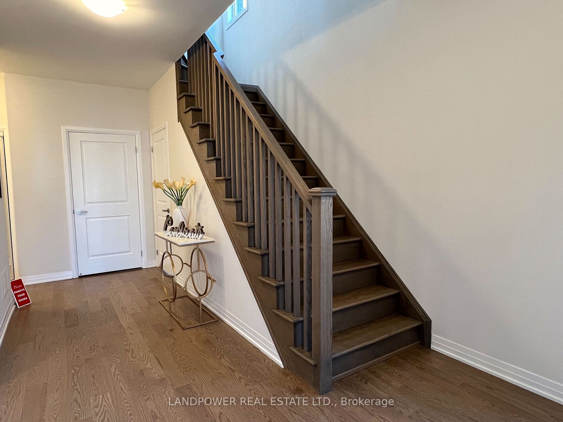 1655 Bur Oak Avenue #14