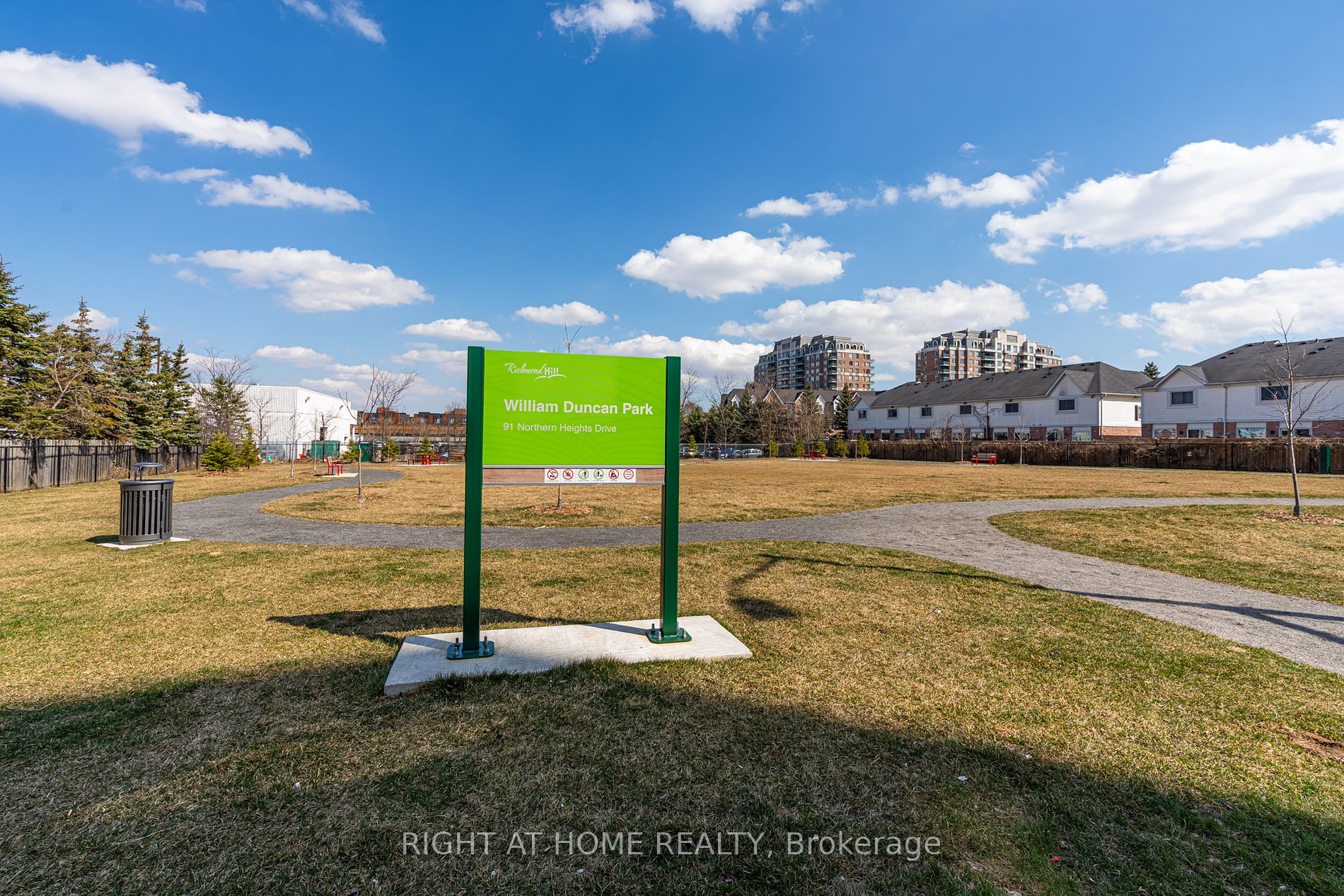 9199 Yonge St, #910
