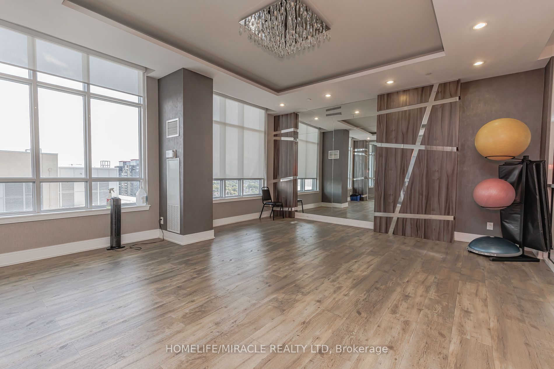 9199 Yonge Street, #504SE