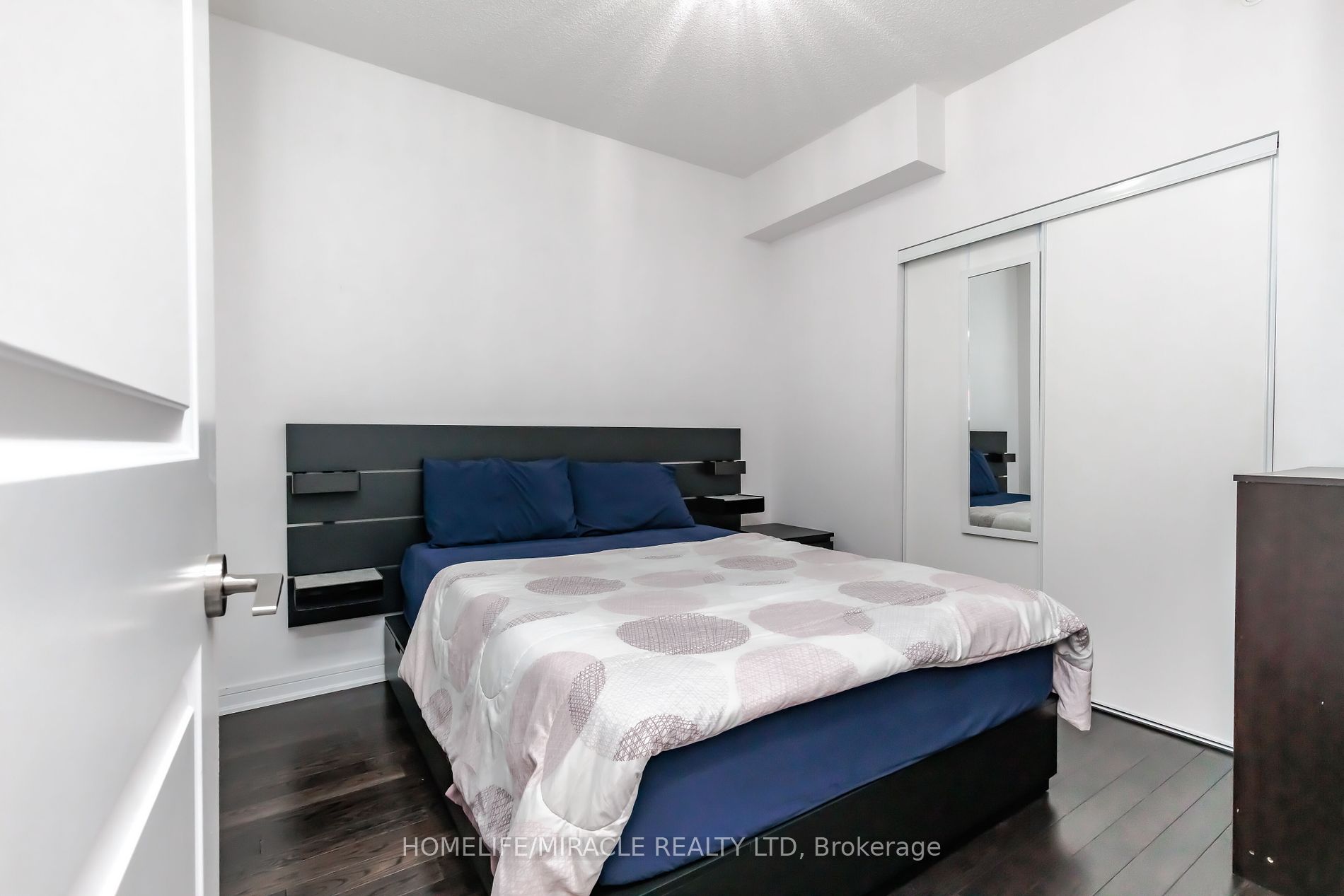 9199 Yonge Street, #504SE