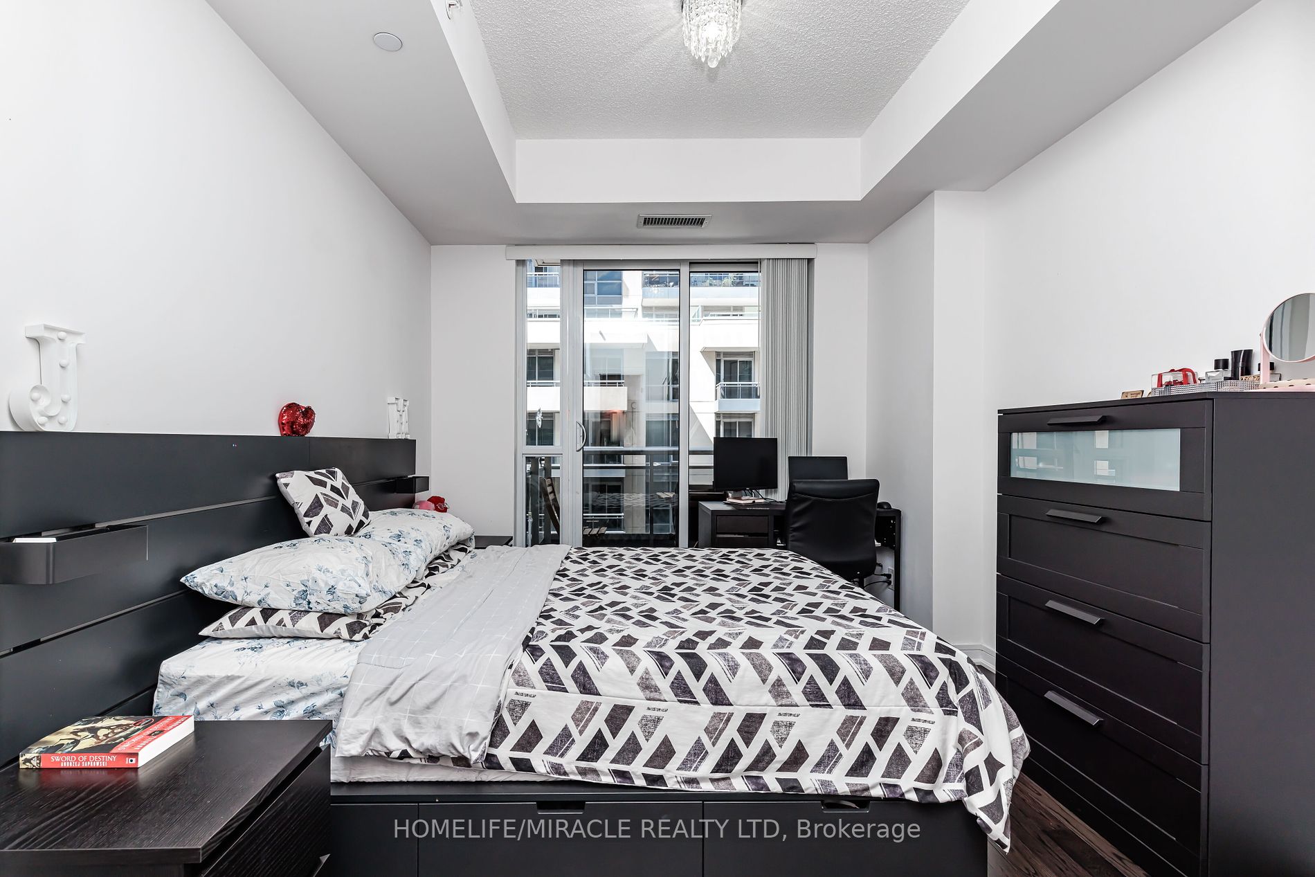 9199 Yonge Street, #504SE