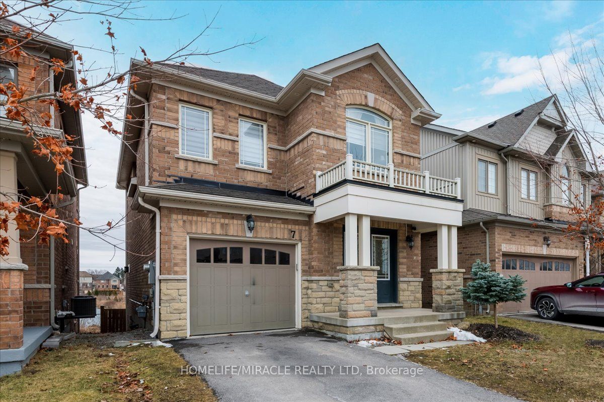 7 Treetops Blvd