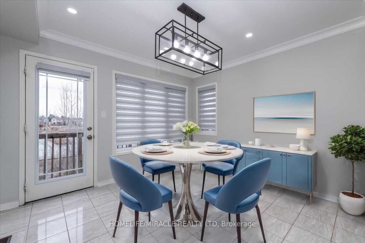 7 Treetops Blvd