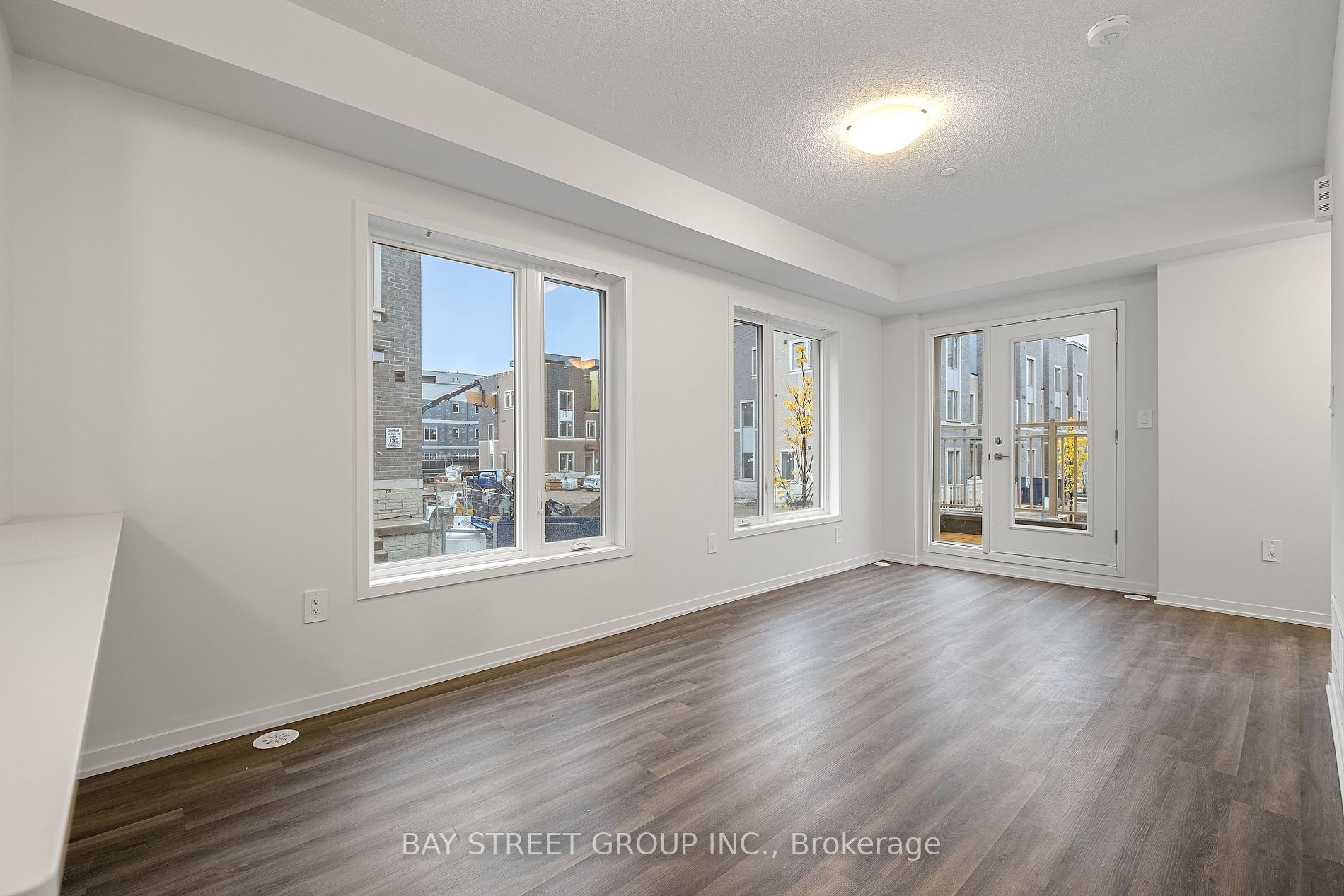 31 Honeycrisp Cres, #60