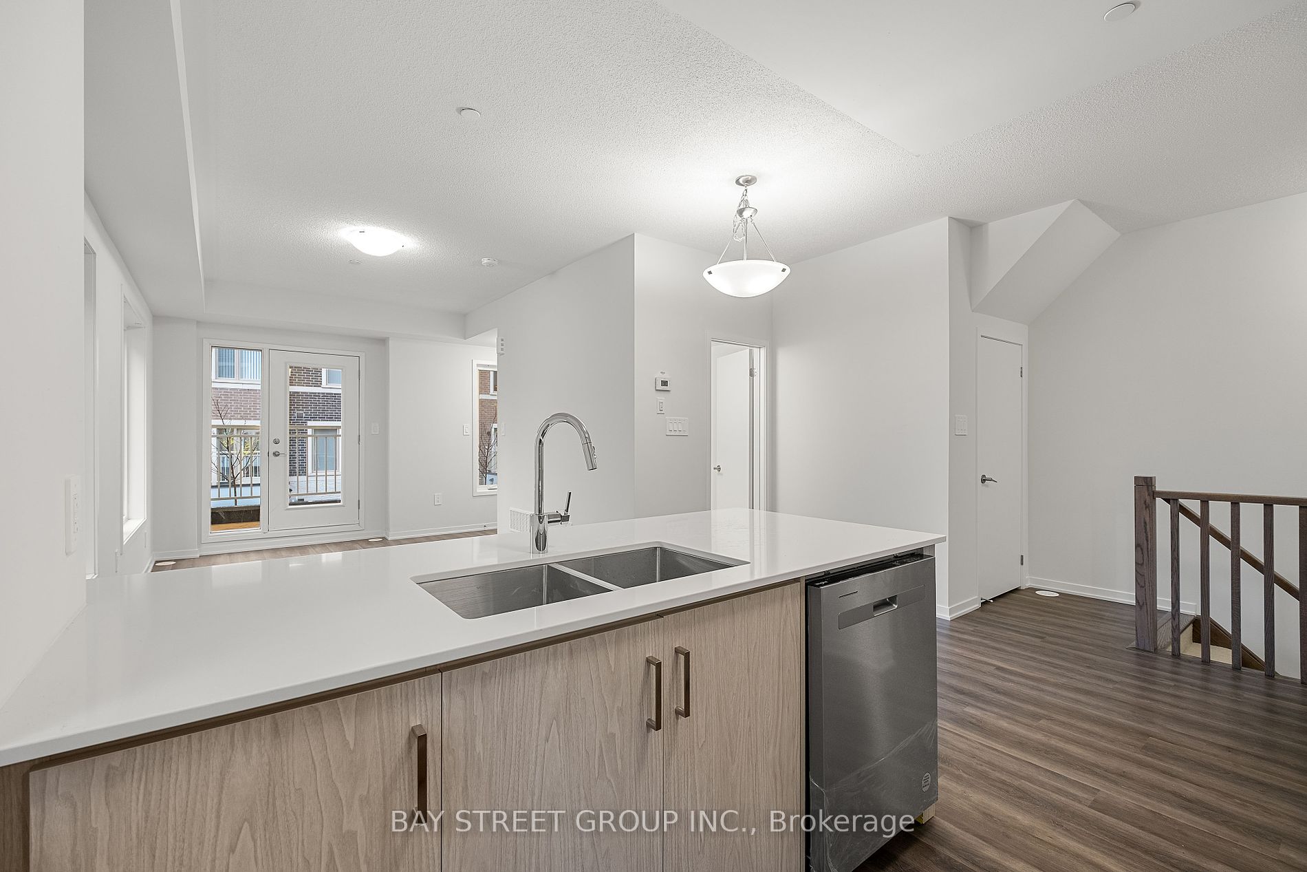 31 Honeycrisp Cres, #60