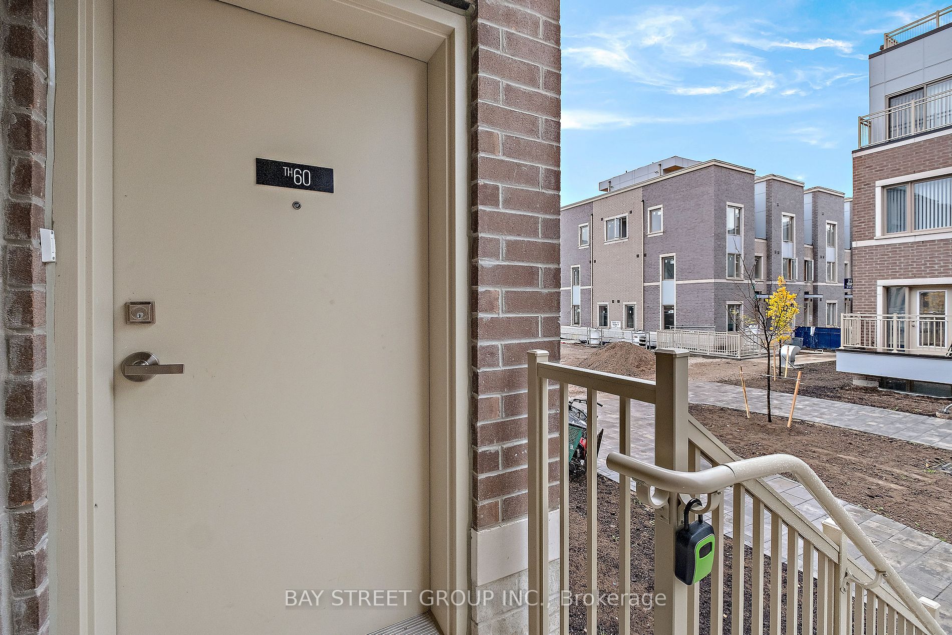 31 Honeycrisp Cres, #60