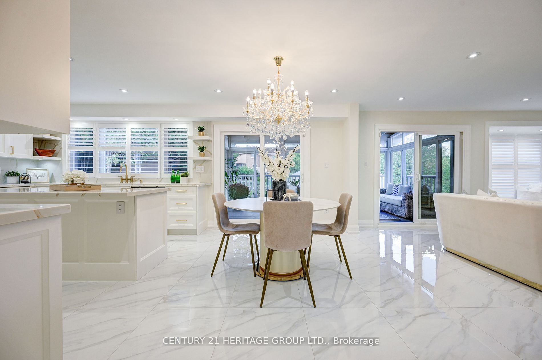 568 Elgin Mills Road W