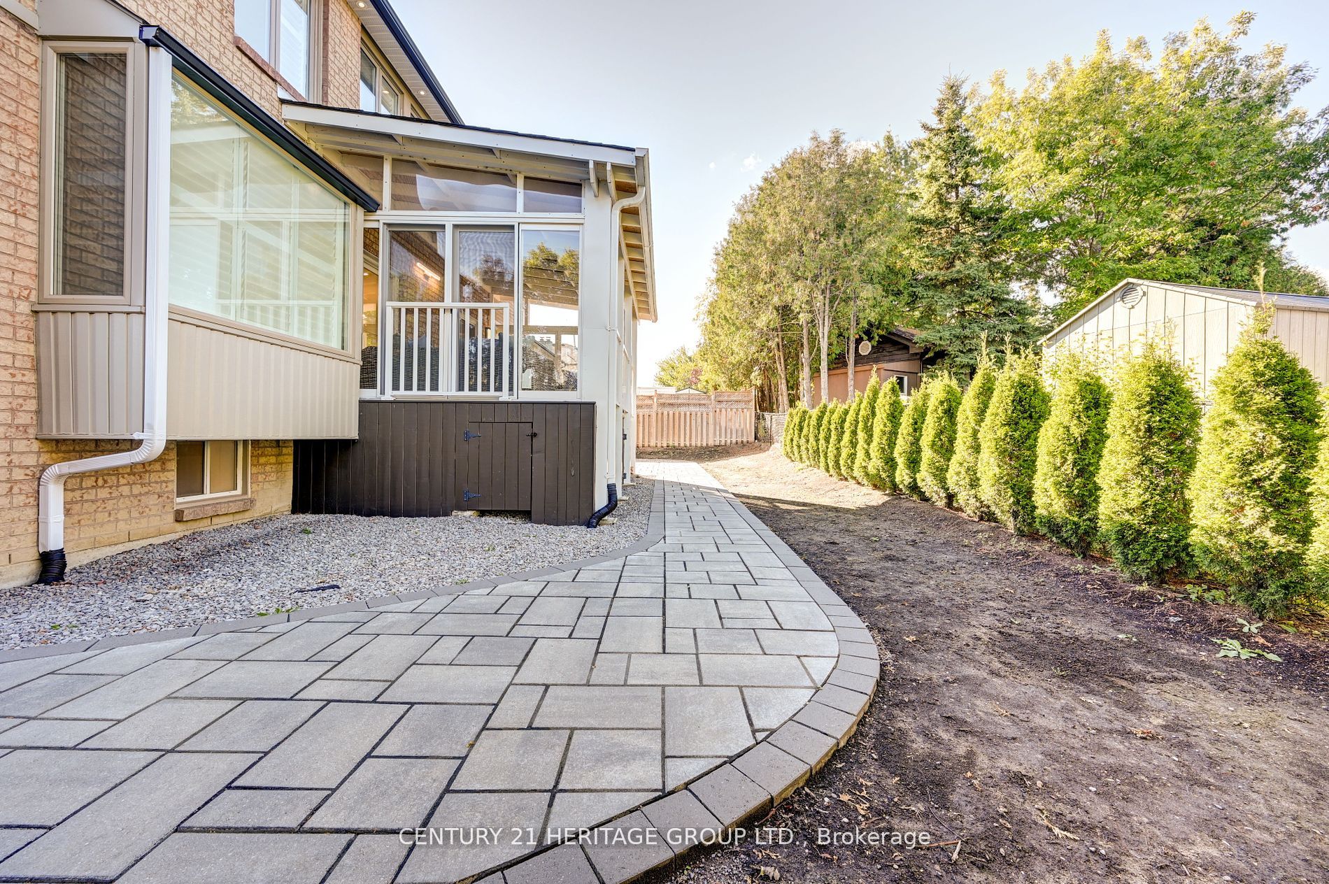 568 Elgin Mills Road W
