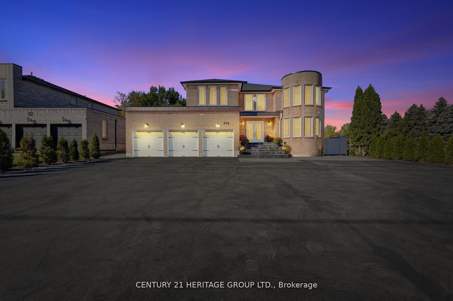 568 Elgin Mills Road W