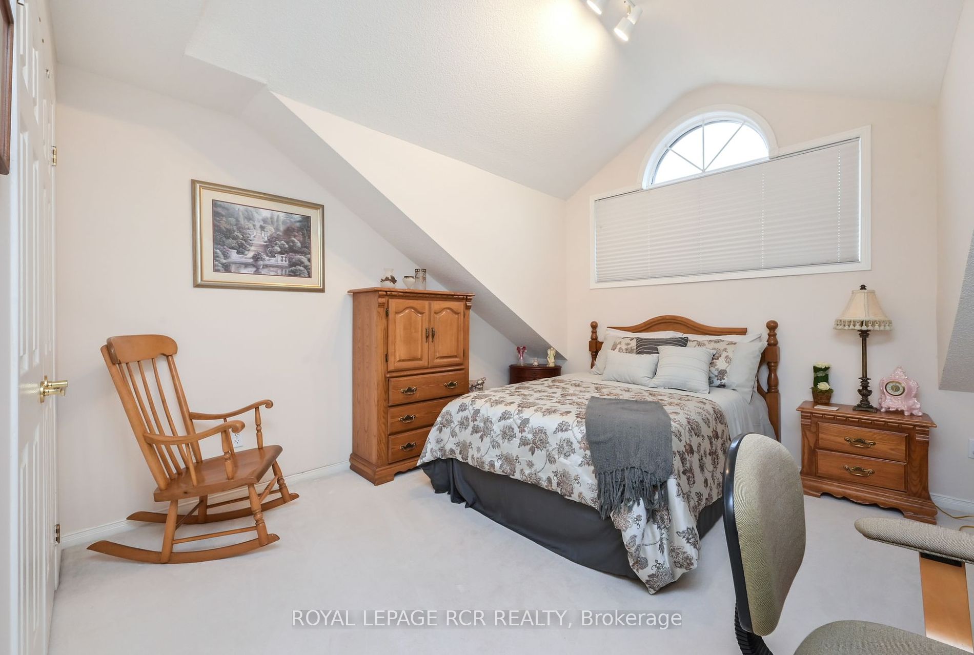 147 Riverview Rd, #6