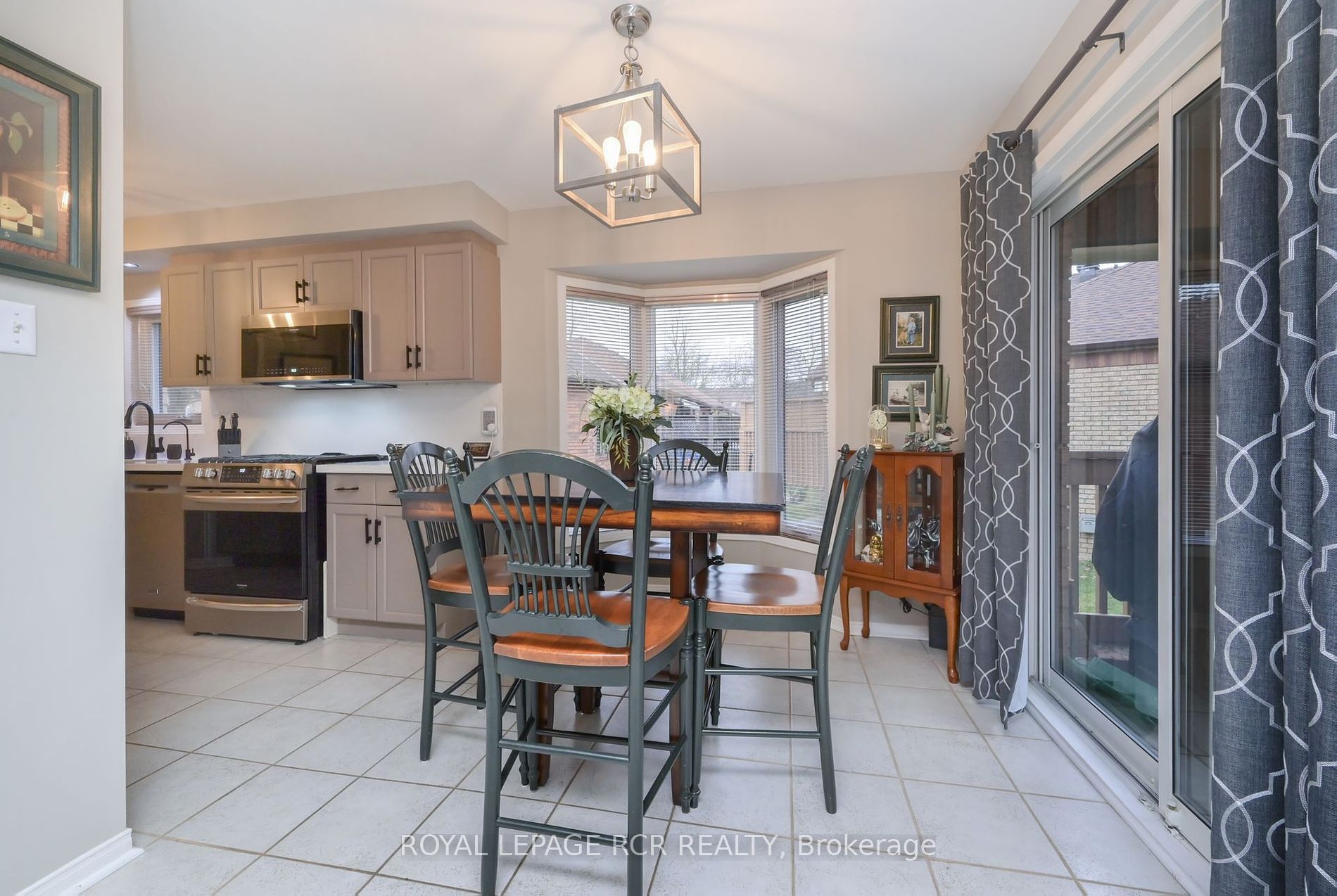 147 Riverview Rd, #6