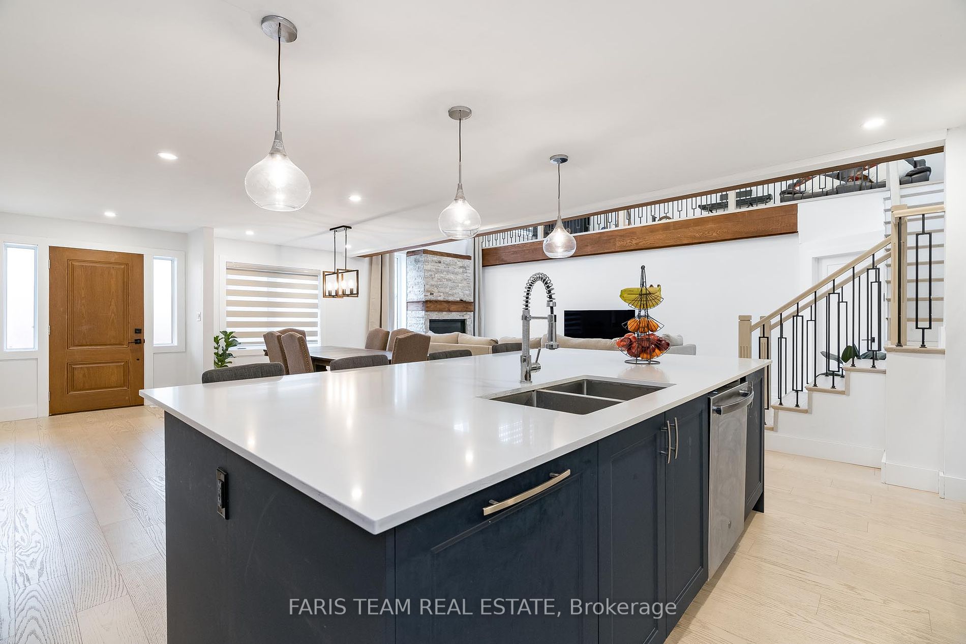 2041 Lilac Drive