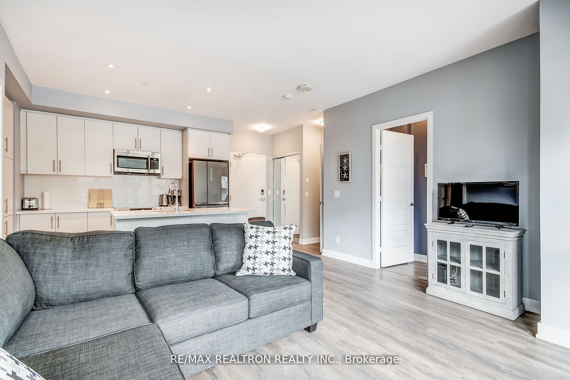 375 Sea Ray Avenue, #111