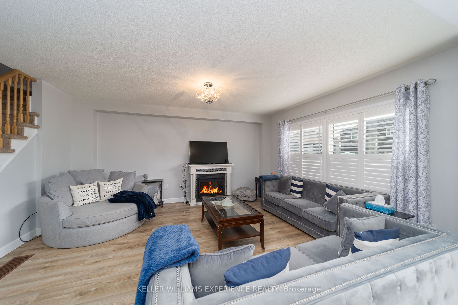 21 Truax Cres