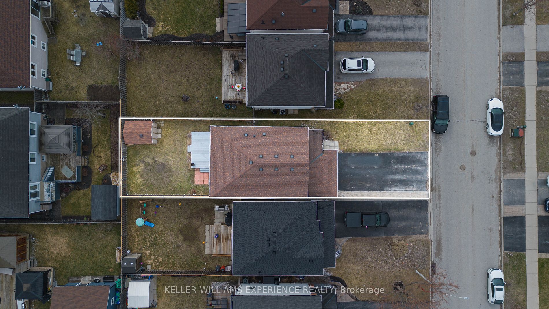 21 Truax Cres