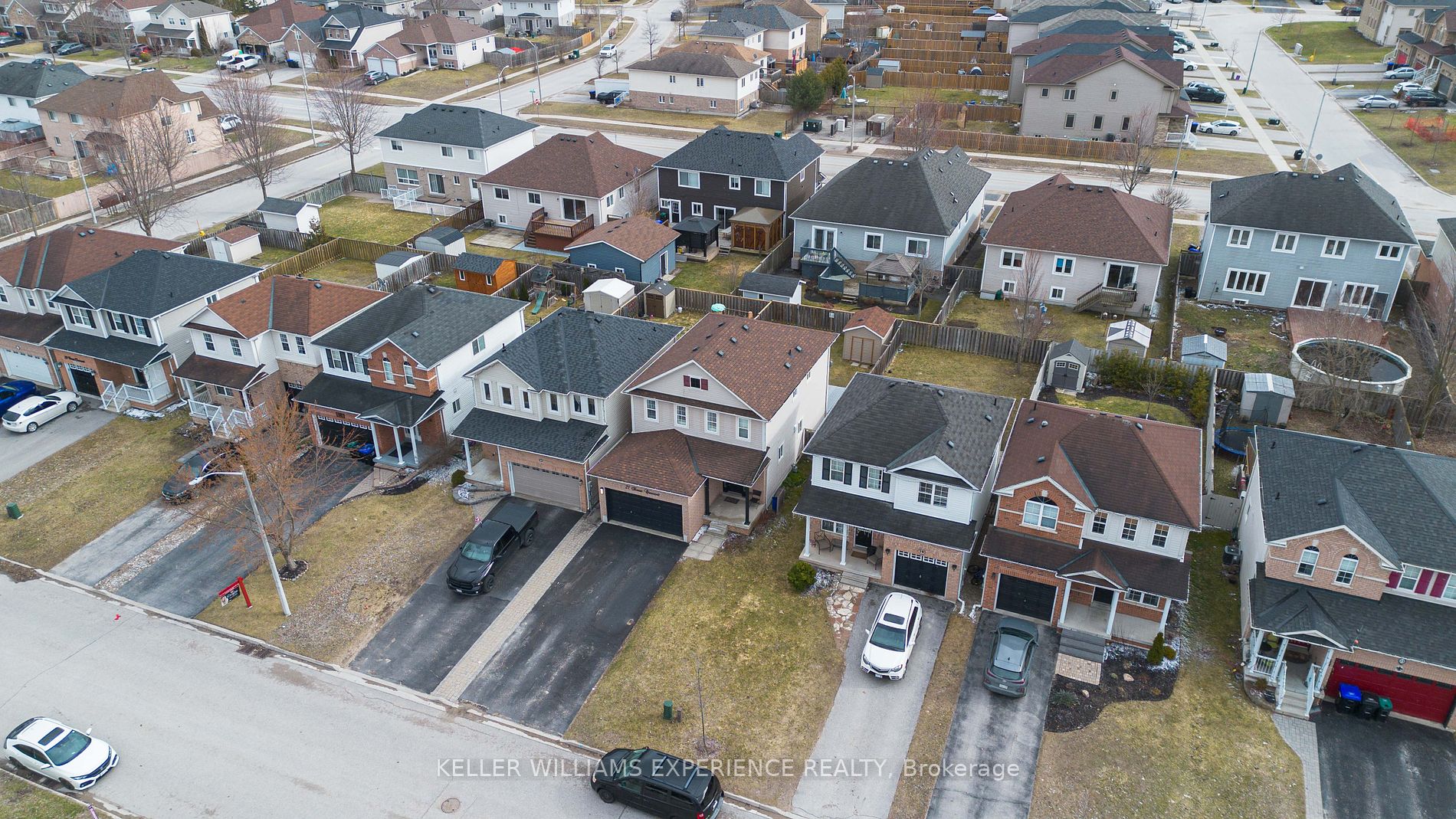 21 Truax Cres