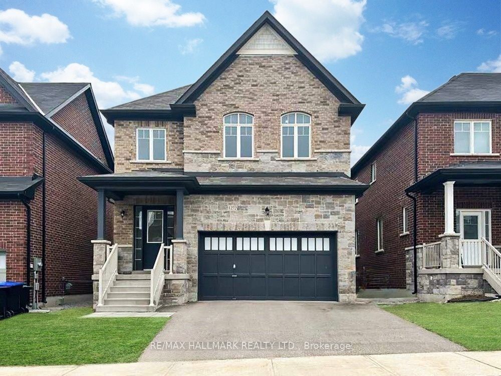 1272 Peelar Crescent