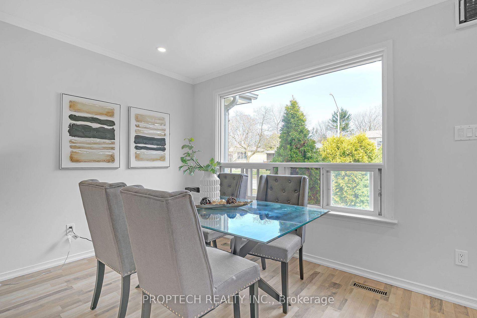 24 Brightway Crescent