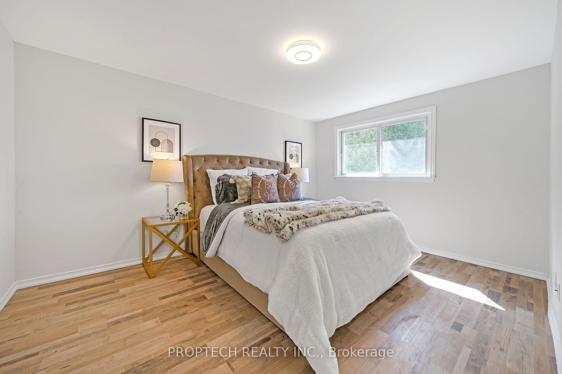 24 Brightway Crescent