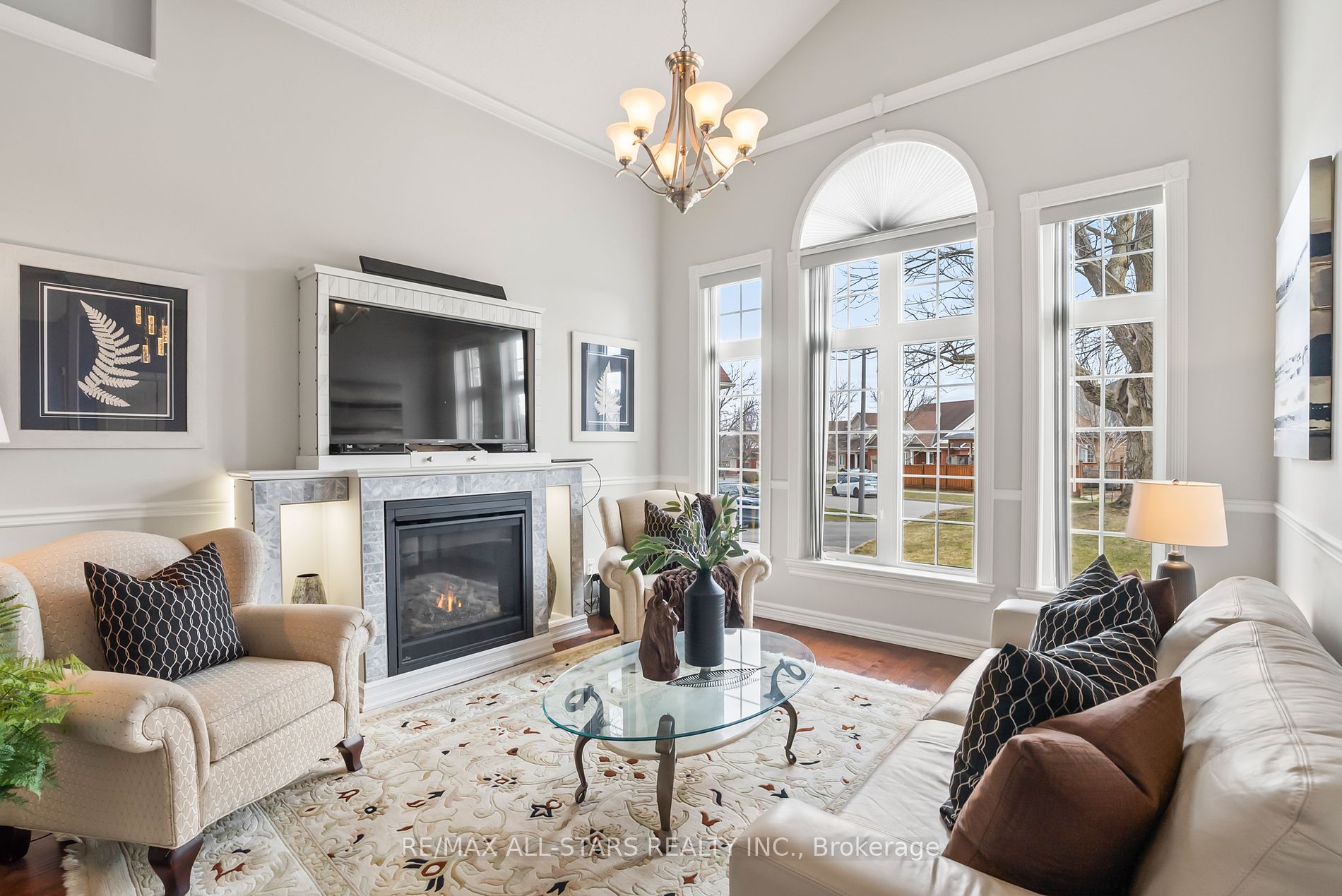 21 Meadow's End Cres