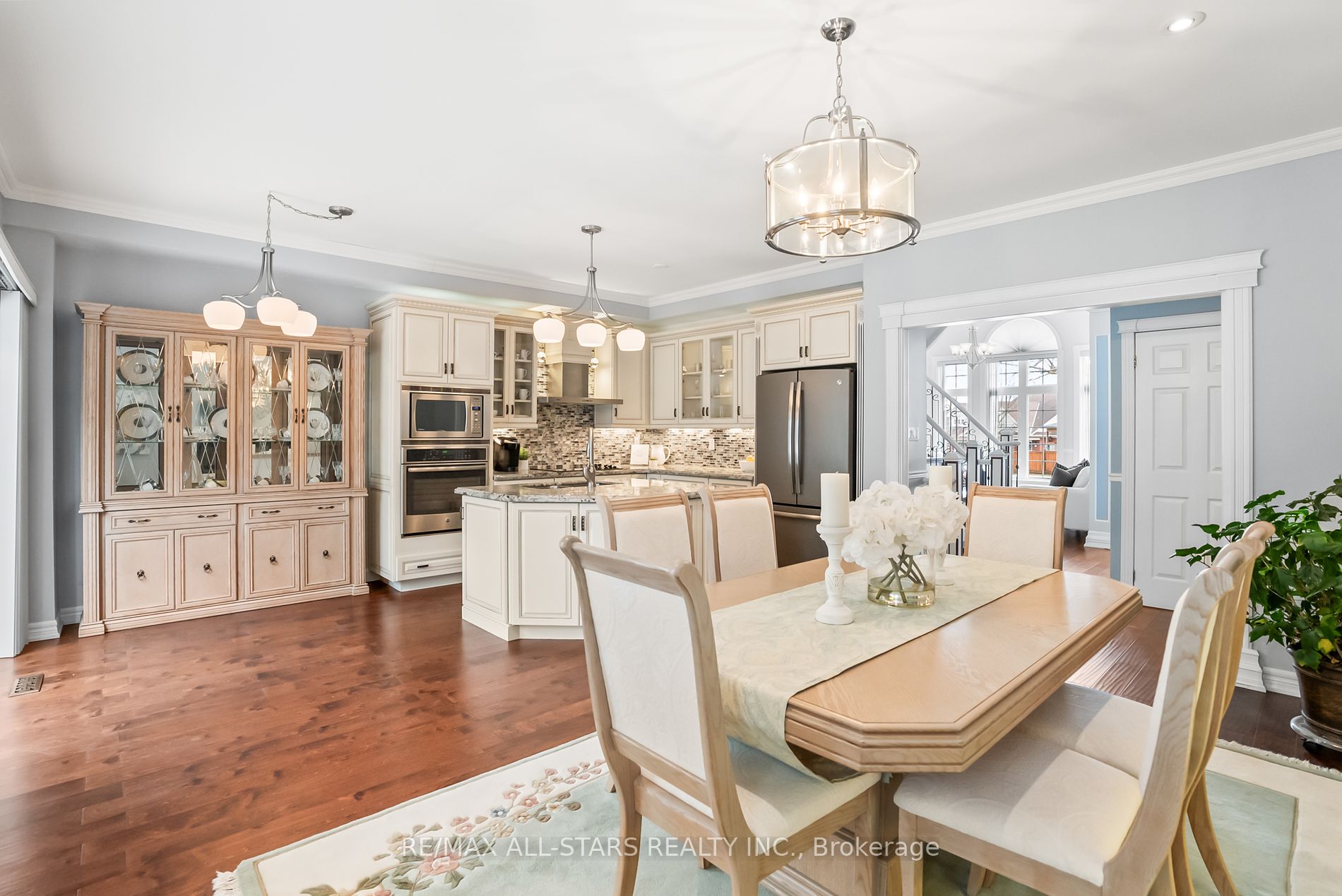 21 Meadow's End Cres
