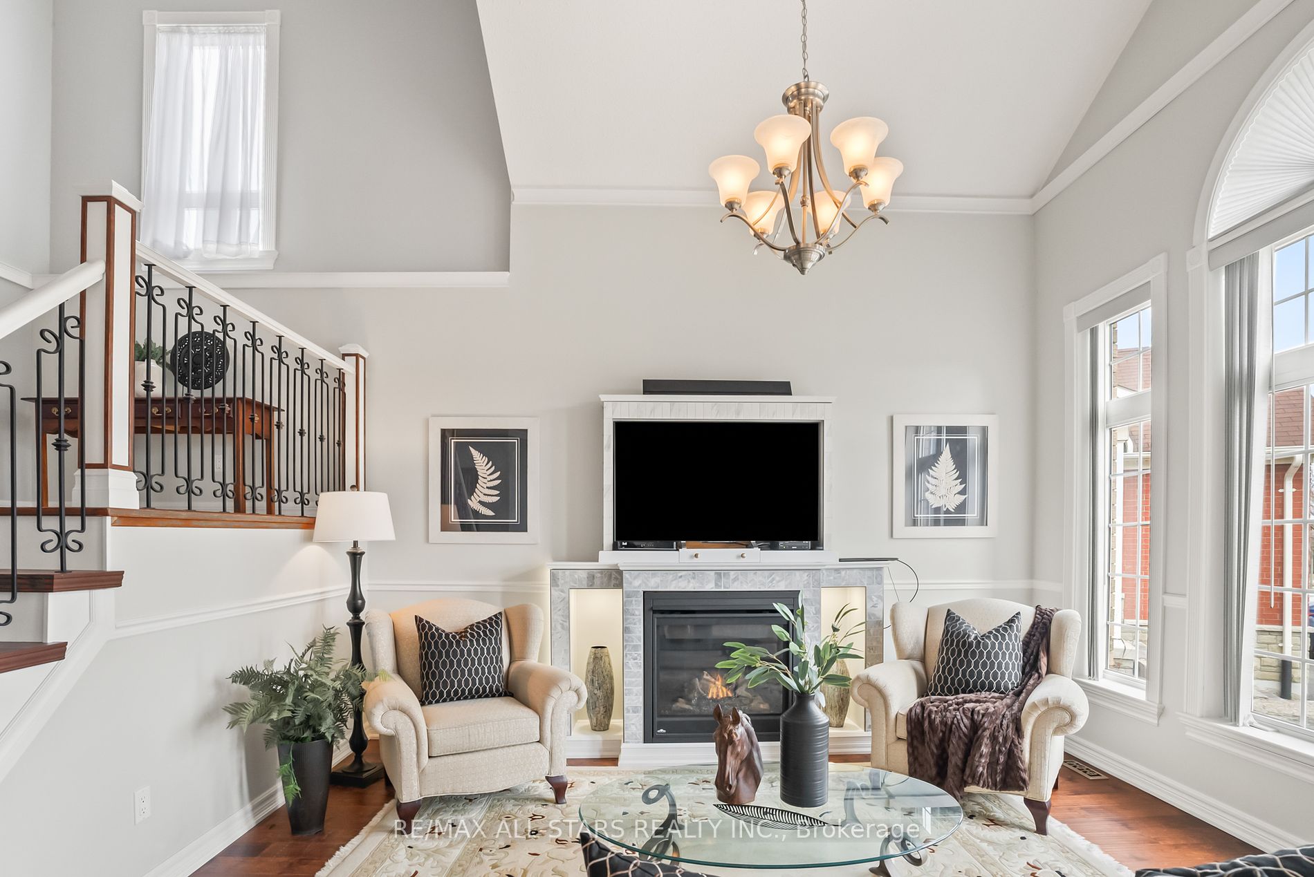 21 Meadow's End Cres