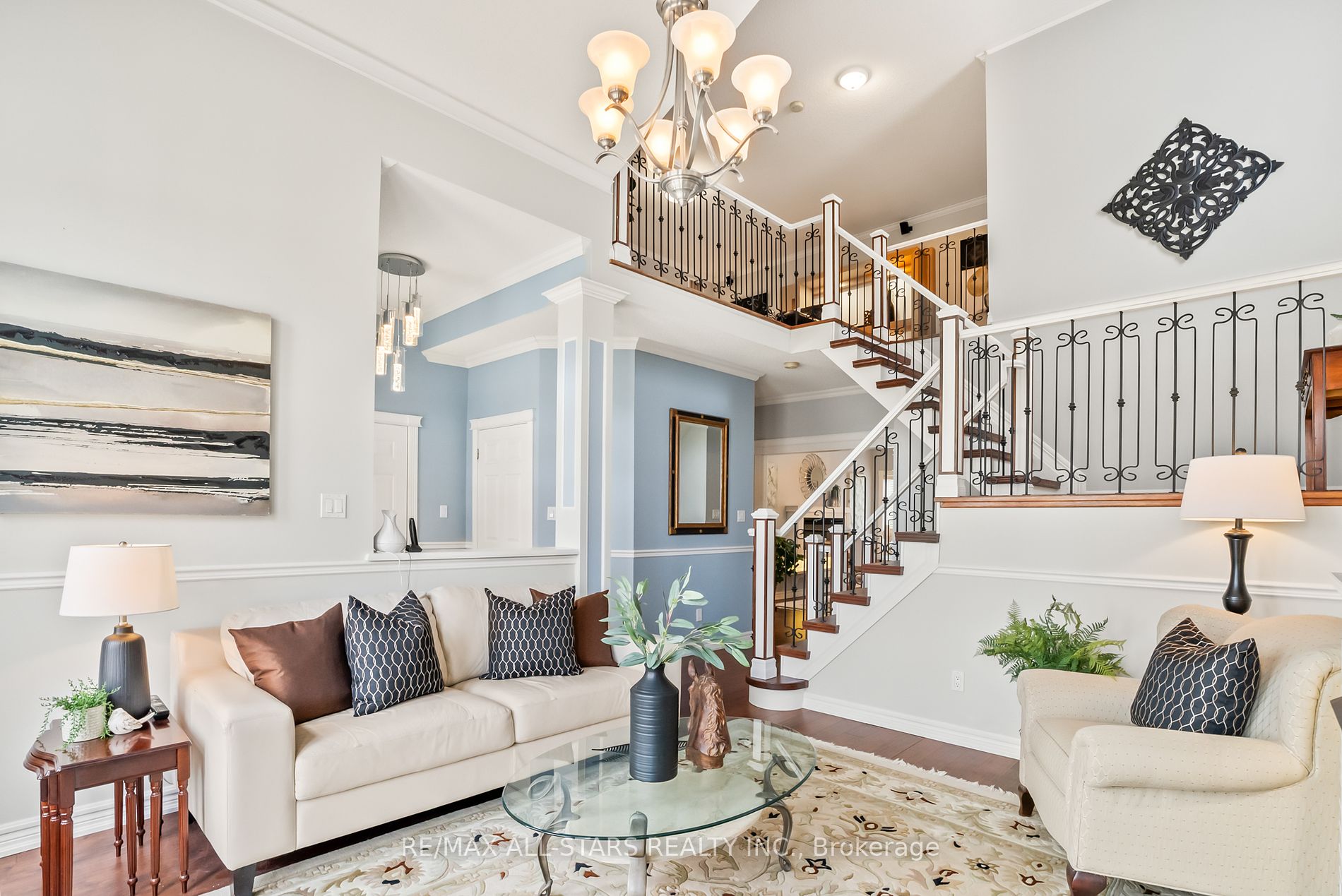 21 Meadow's End Cres