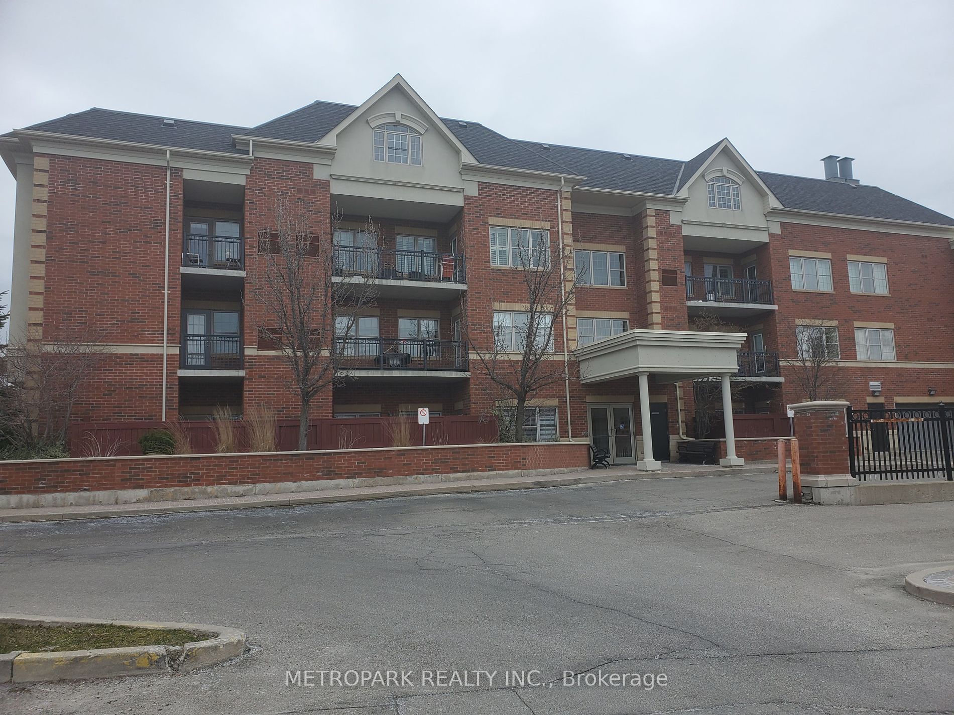 9973 Keele Street, #101