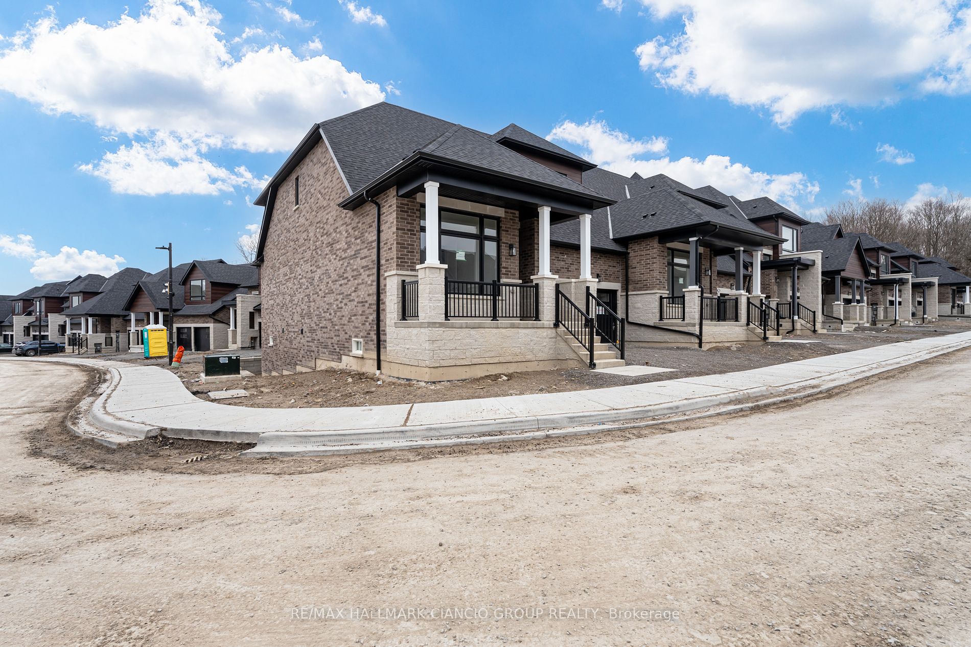 23 Vern Robertson Gate