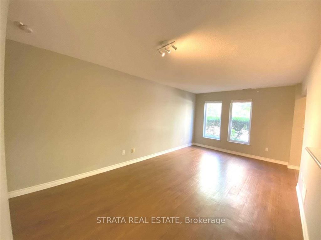 900 Steeles Avenue W #714