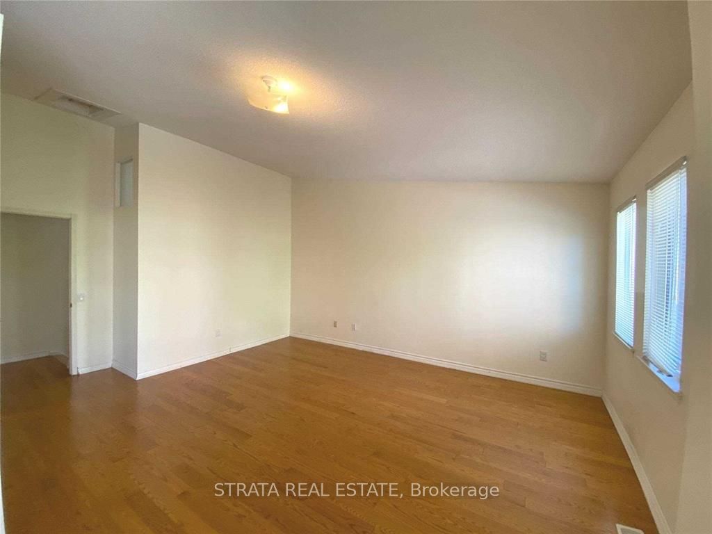 900 Steeles Avenue W #714