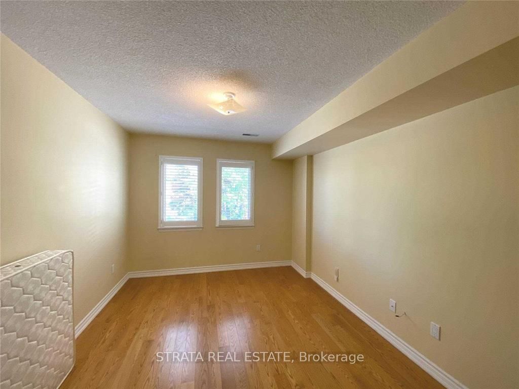 900 Steeles Avenue W #714