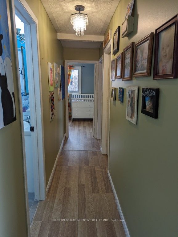 2100 Killarney Beach Road