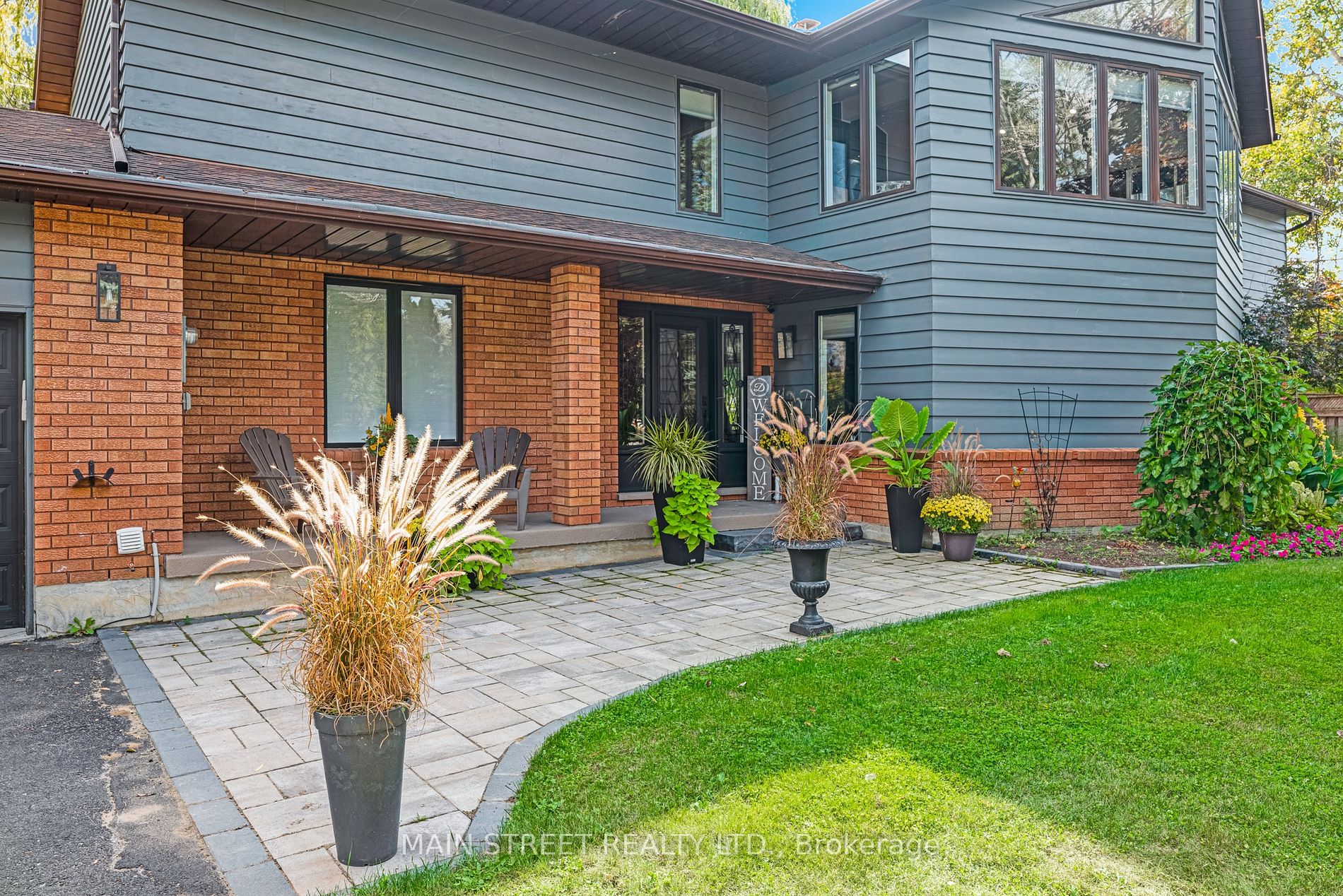 1167 Parkway Dr