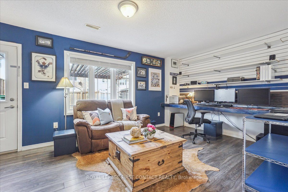 1282 Coleman Crescent