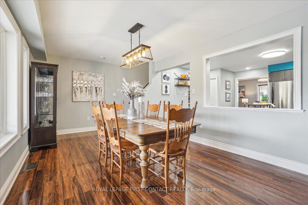 1282 Coleman Crescent