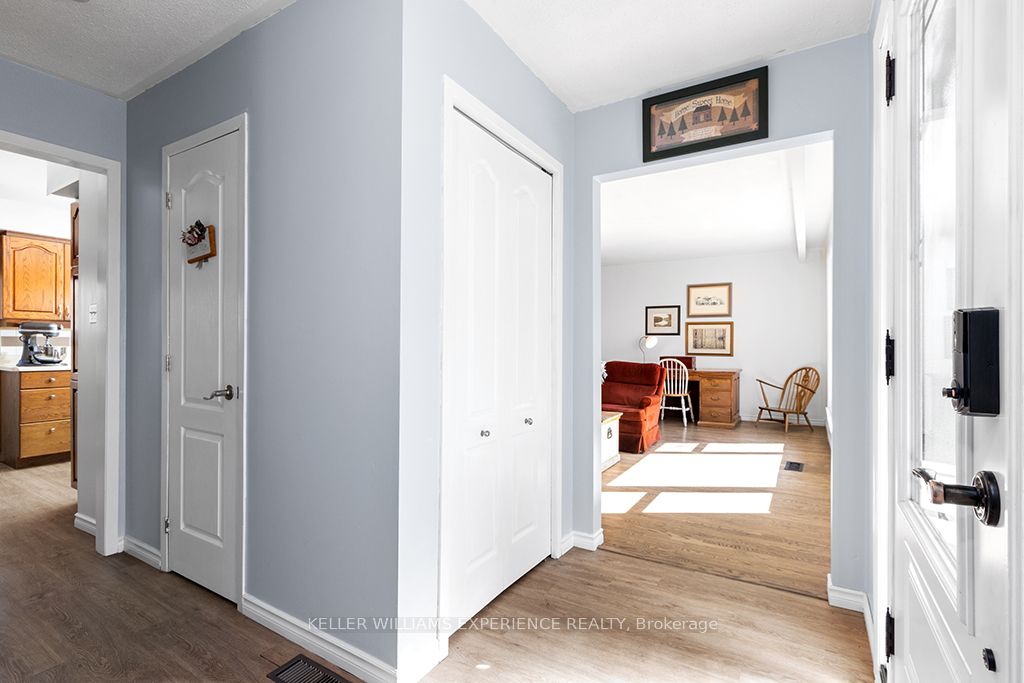 2144 Killarney Beach Road