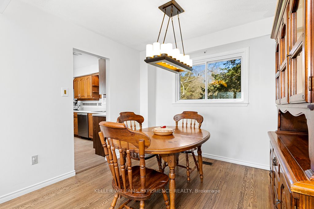 2144 Killarney Beach Road